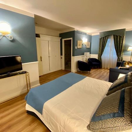 Hotel Goya Forte dei Marmi Exterior photo