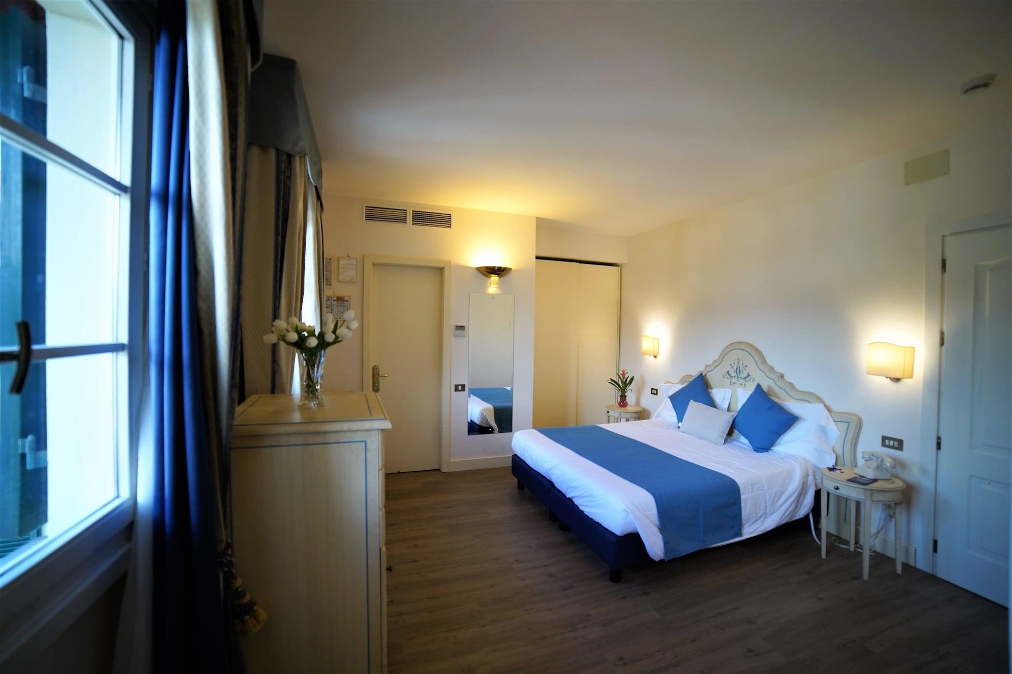 Hotel Goya Forte dei Marmi Exterior photo